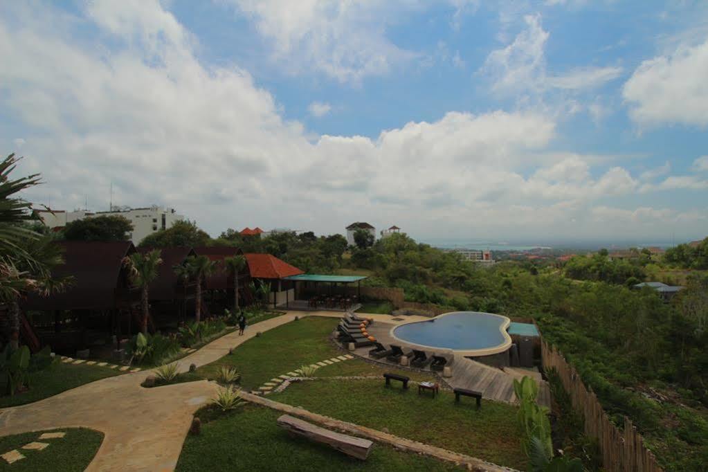 Villa The Kirana Ungasan à Jimbaran Extérieur photo