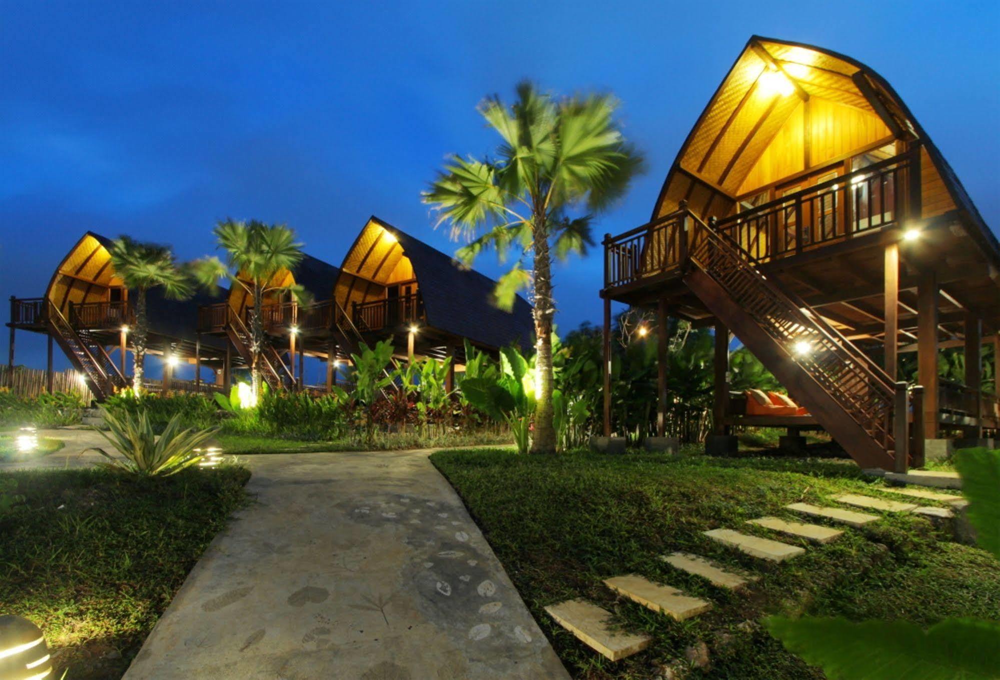 Villa The Kirana Ungasan à Jimbaran Extérieur photo