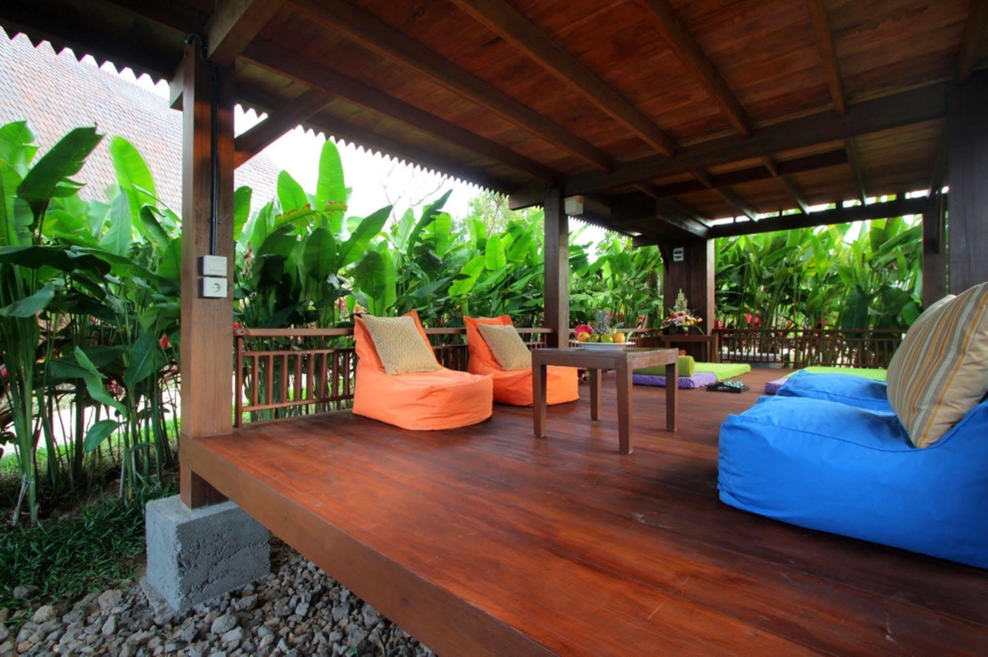 Villa The Kirana Ungasan à Jimbaran Extérieur photo