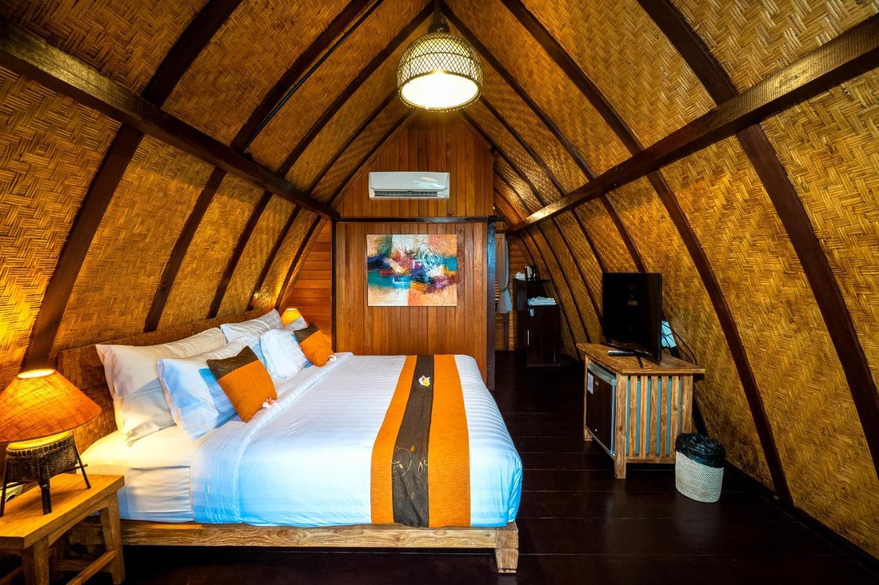 Villa The Kirana Ungasan à Jimbaran Extérieur photo
