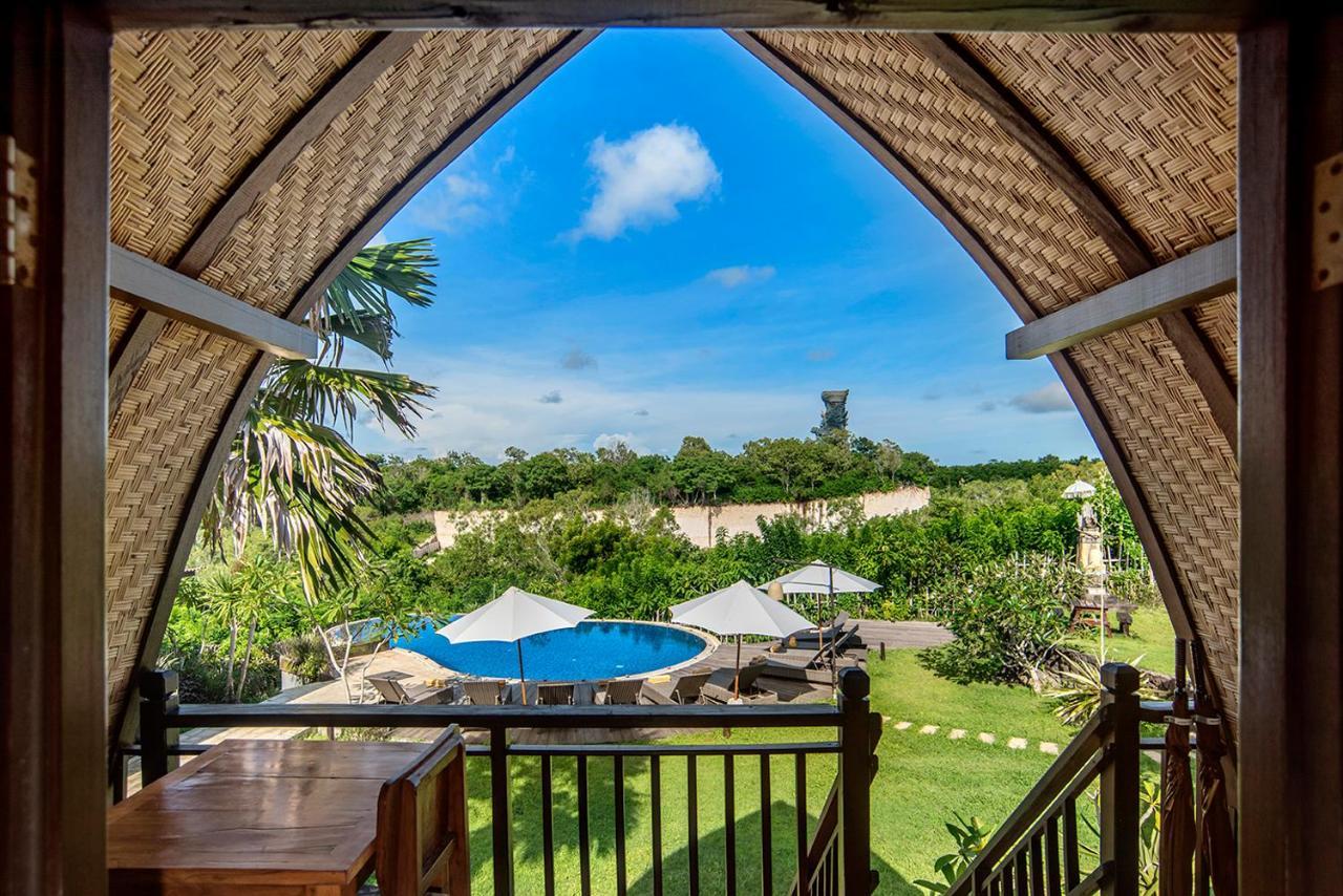 Villa The Kirana Ungasan à Jimbaran Extérieur photo